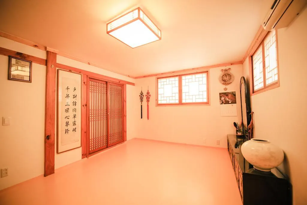 Guest house Bukchonmaru Hanok Guesthouse Seoul