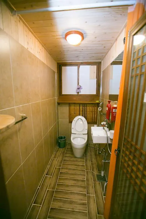 Guest house Bukchonmaru Hanok Guesthouse Seoul